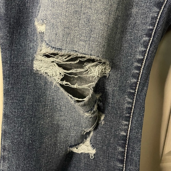 NWT Universal Thread High Rise Skinny Distressed Medium Blue Jeans Size 22 - Picture 7 of 8